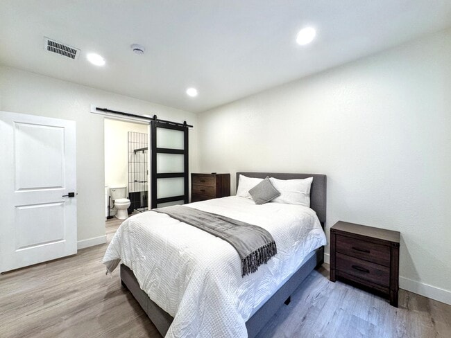 Building Photo - 10339 Wrangell Cir