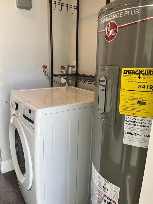 Building Photo - 11535 SW 139th Ter