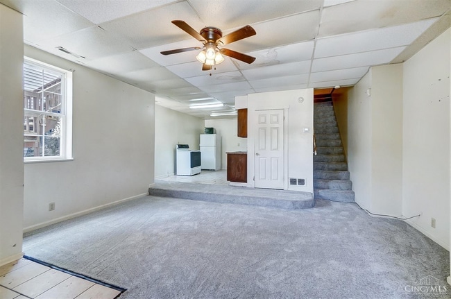 Building Photo - 611 Tafel St