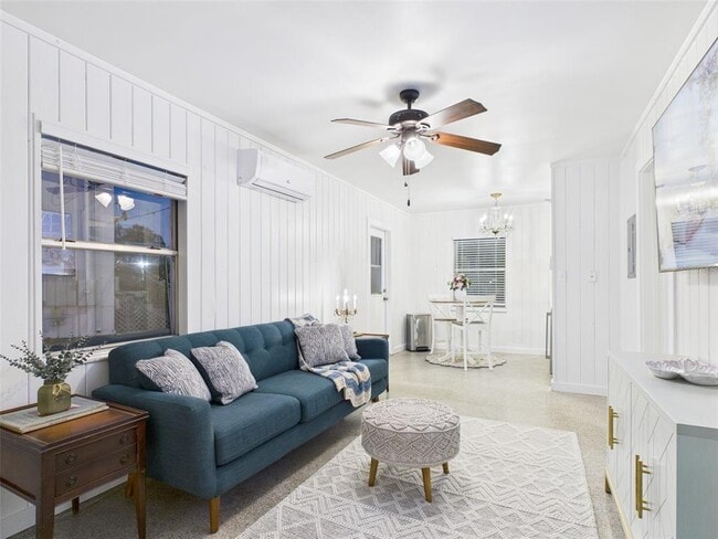 Building Photo - 222 7th St NW