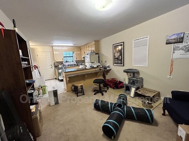 Building Photo - 204 Calhoun St