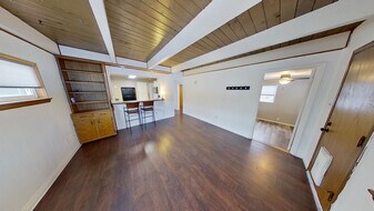 Building Photo - 2635 Fenton St