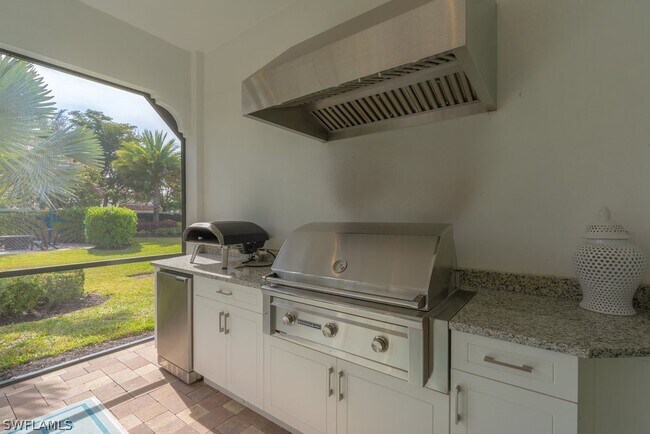 Building Photo - 16366 Corsica Way