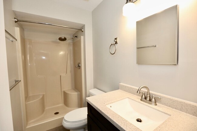Building Photo - Ranch Home - Red Mill Farm - Available 11-...