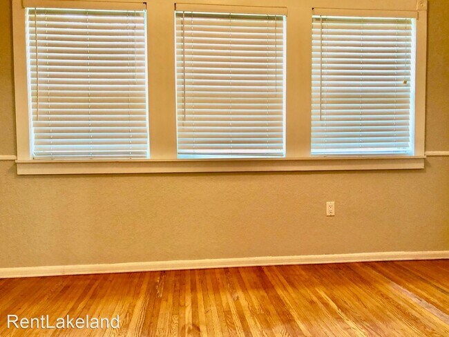 Building Photo - 408 E Belmar St