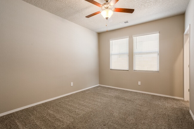Building Photo - 10717 Aspiration Ln SW