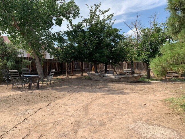 Building Photo - Lovely 2 Bedroom, 2 Bath Home Near Old Town! Available Now!