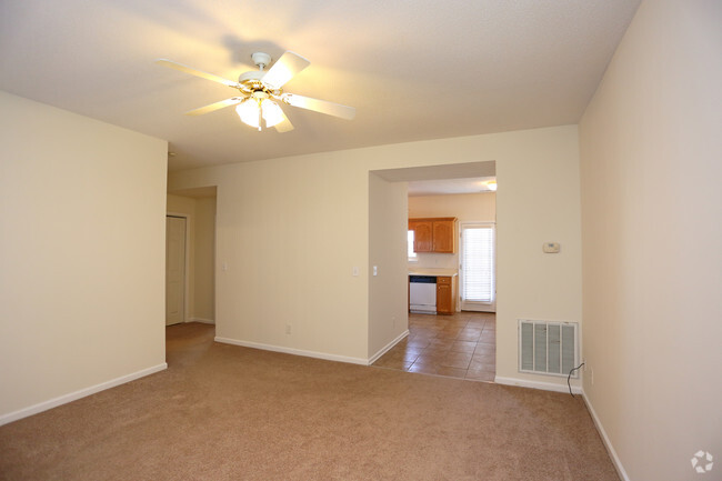 Spacious Living Room - Mountain View