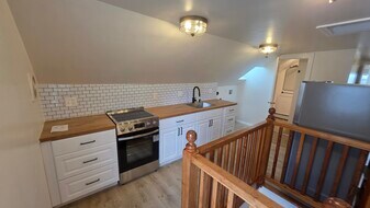 Building Photo - 57 Lawrence St