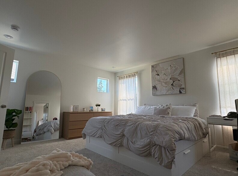 Master Bedroom - 26505 177th Pl SE