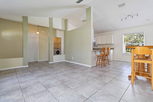 Building Photo - 3506 Egret Dr