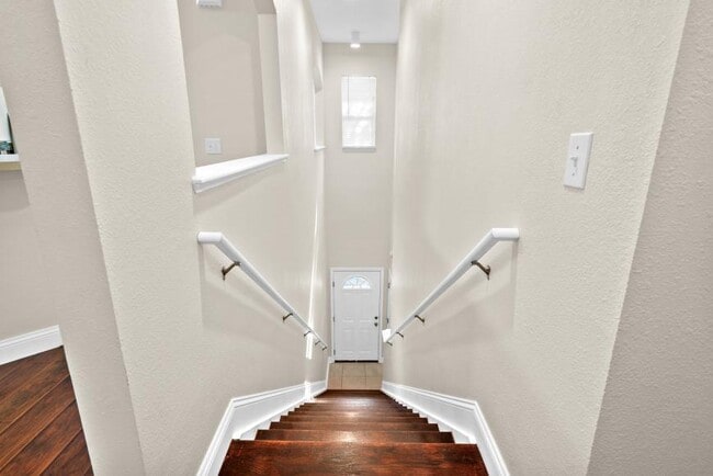 Building Photo - 3 bedroom in Jacksonville FL 32258