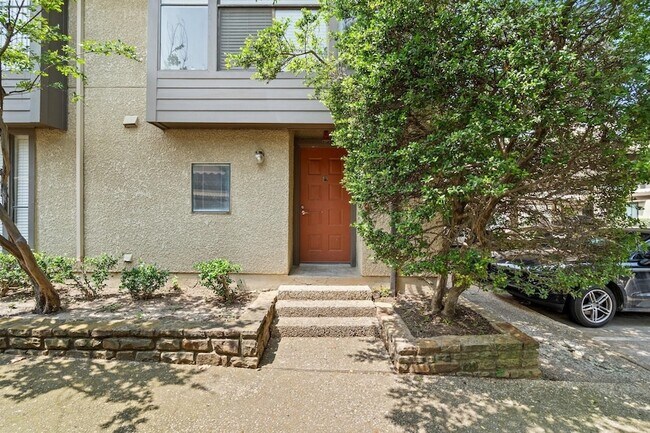 Building Photo - 4543 N O'Connor Rd