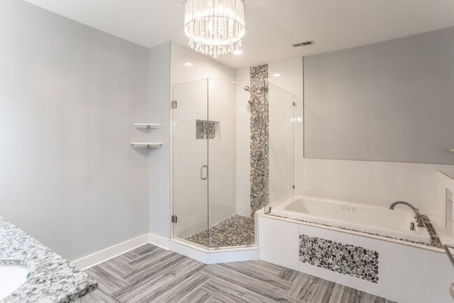 Building Photo - Home on Ladies Island