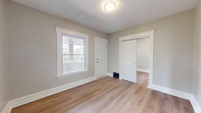 Building Photo - 4202 Ardmore Ave
