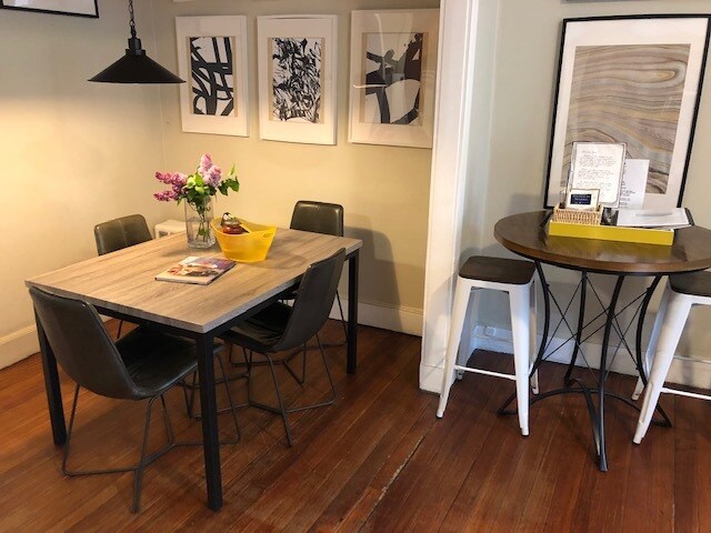 Building Photo - 437 Hanover St