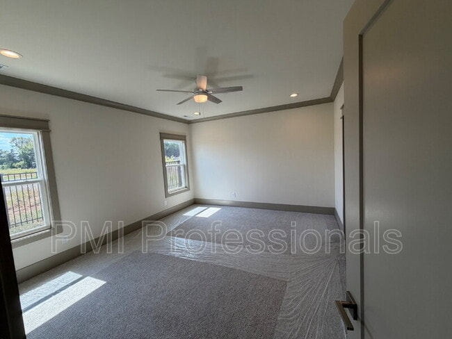 Building Photo - 2035 Grace Johns Cir