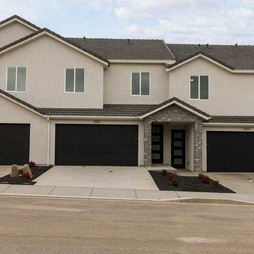 Building Photo - 2026 W 380 S