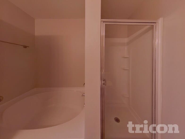 Building Photo - 4614 Christenbury Hills Ln