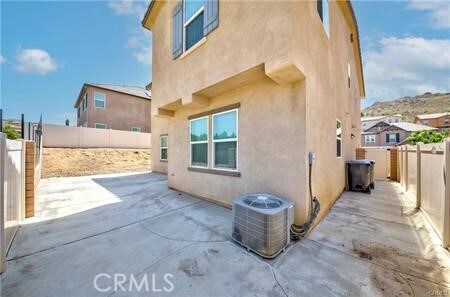 Building Photo - 24679 Acadia Dr