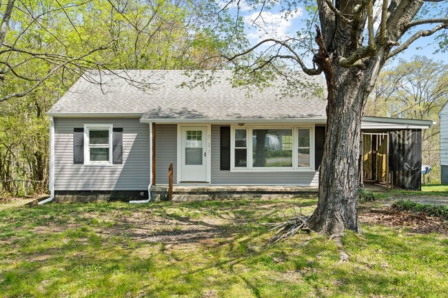 Primary Photo - Move-In Special Available! Newly Renovated...