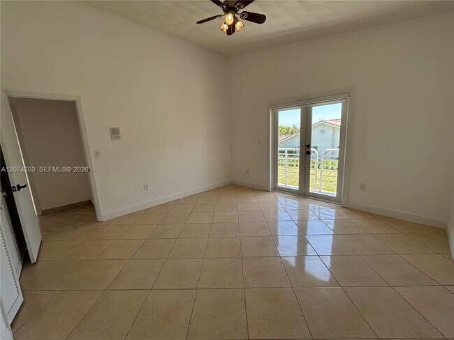 Building Photo - 6611 SW 99th Ave