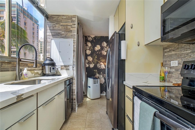 Building Photo - 444 Nhua St