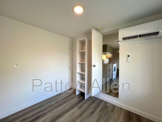 Building Photo - 239 Cedar Hill Rd