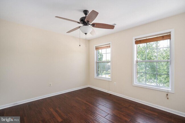 Building Photo - 12907 Martingale Ct