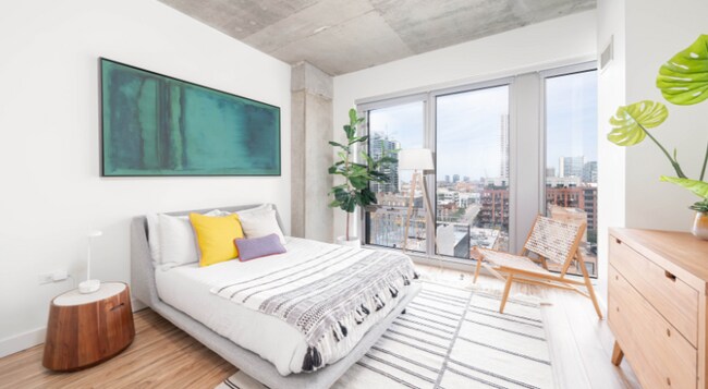 Building Photo - 172 N Desplaines St