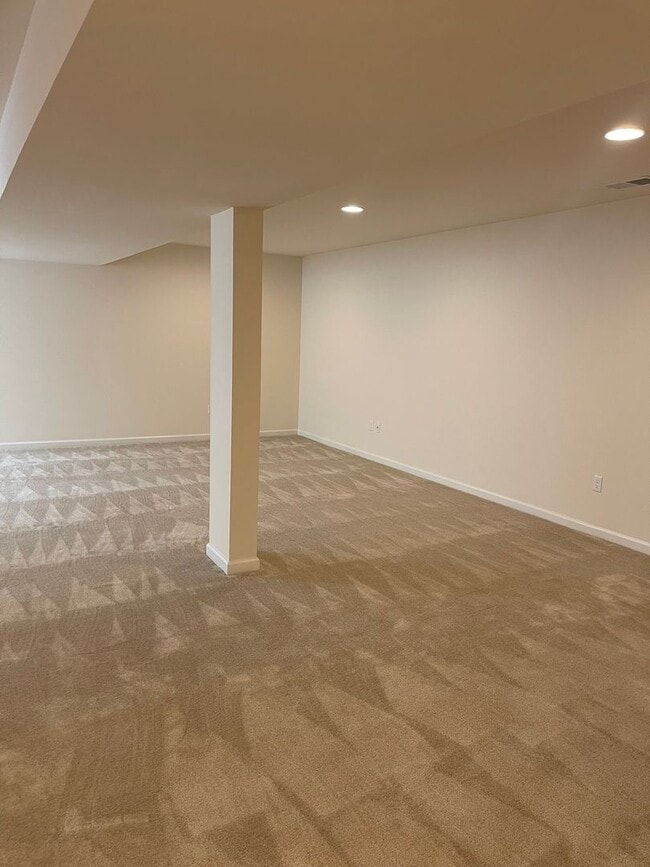 Building Photo - COMING SOON - HYETTS CROSSING