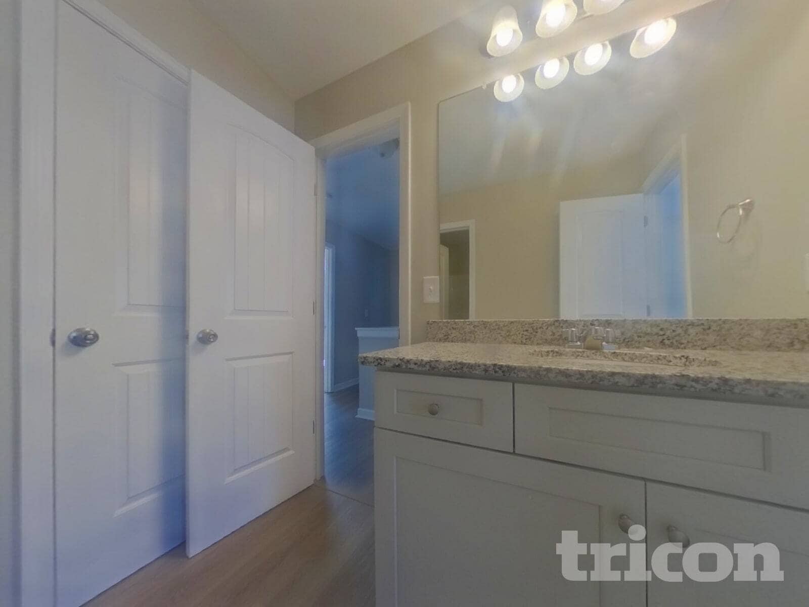 Building Photo - 228 Fieldcrest Dr