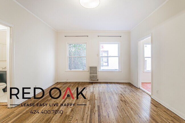 Building Photo - 836 Sanborn Ave