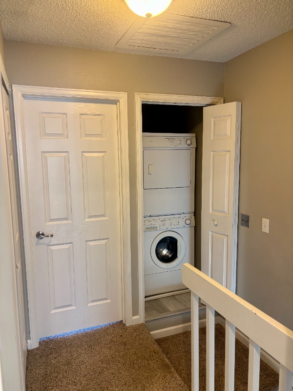 Building Photo - 12053 E Hoye Dr