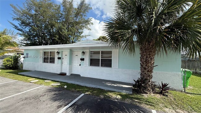 Building Photo - 6421 NW 20th St