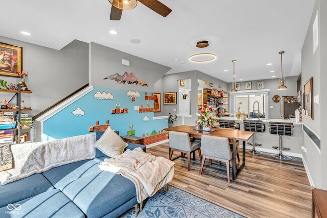 Building Photo - 315 Steeples Blvd