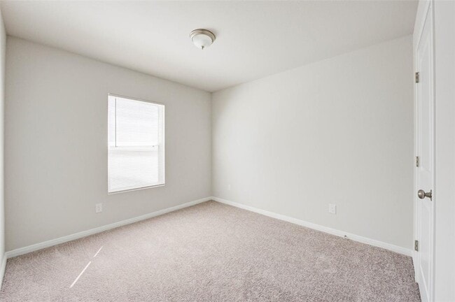 Building Photo - 10042 Cerritos dr