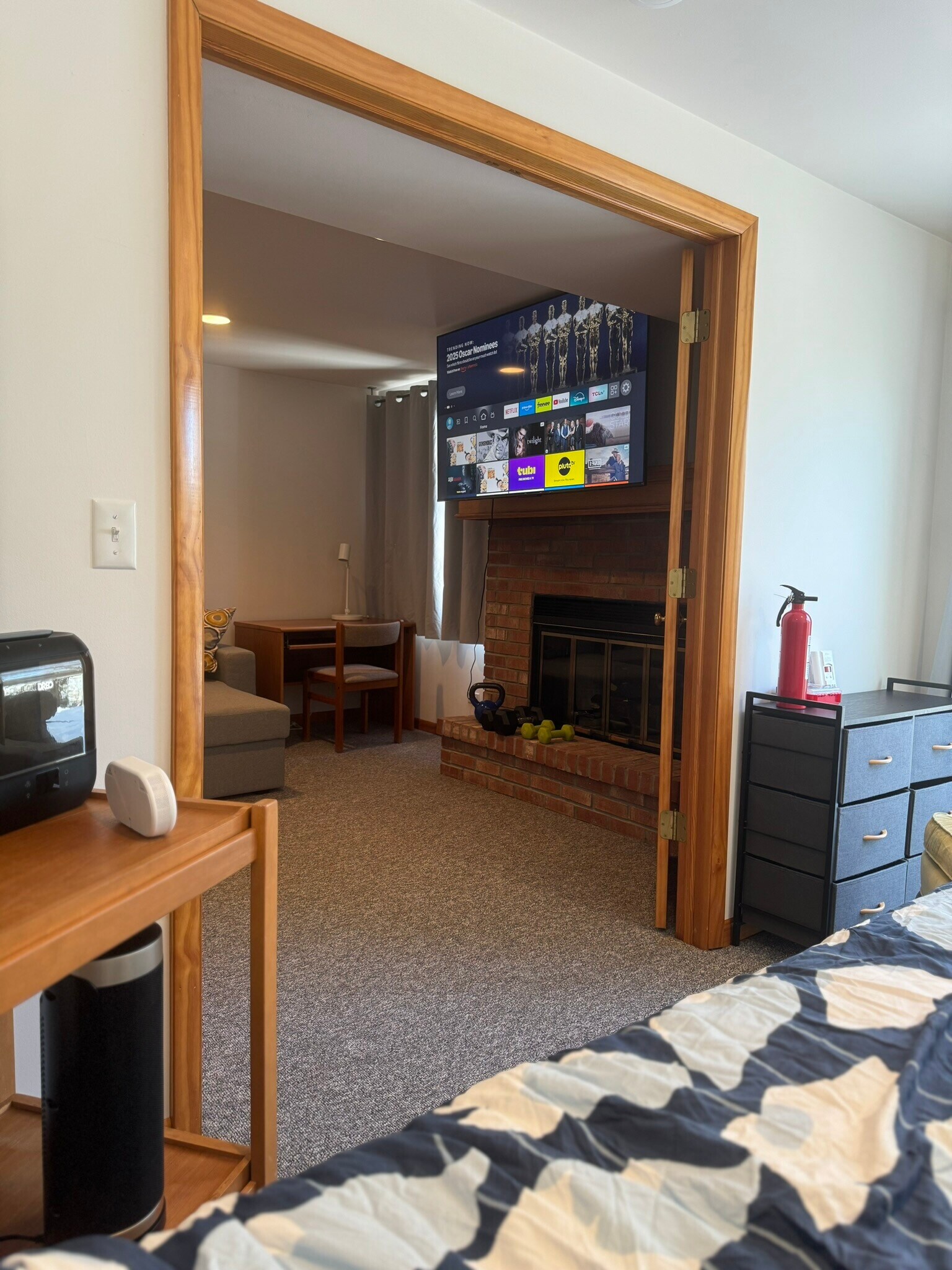 Building Photo - 7S485 Lynn Dr