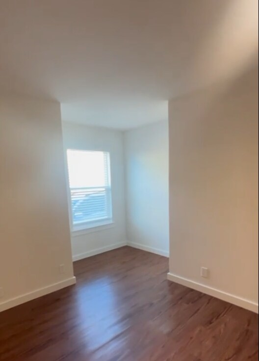 Building Photo - 228 Avenue F