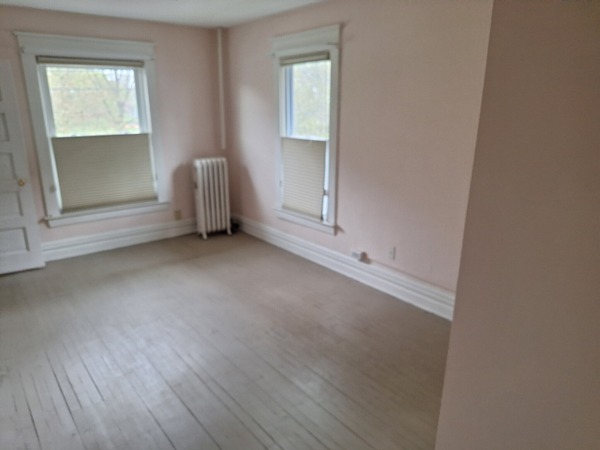 Building Photo - 517 W Shiawassee St