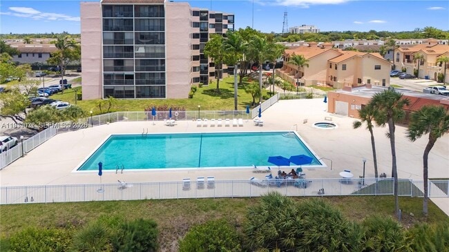 Building Photo - 20840 San Simeon Way