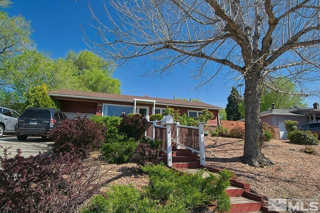 Building Photo - 50 Mayberry Dr