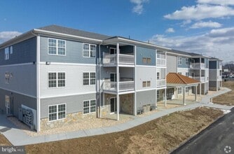 Building Photo - 100 LUCKY Way