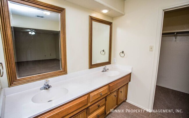 Building Photo - 5807 2nd St