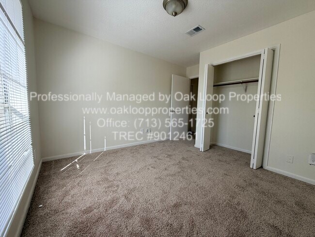 Building Photo - 1367 Gentle Bend Dr