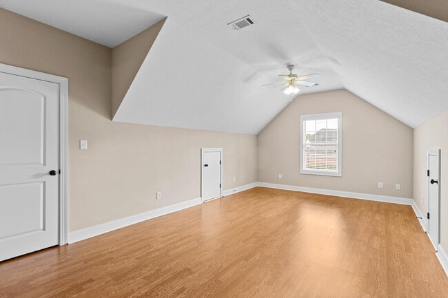 Building Photo - 307 Bellhaven Dr
