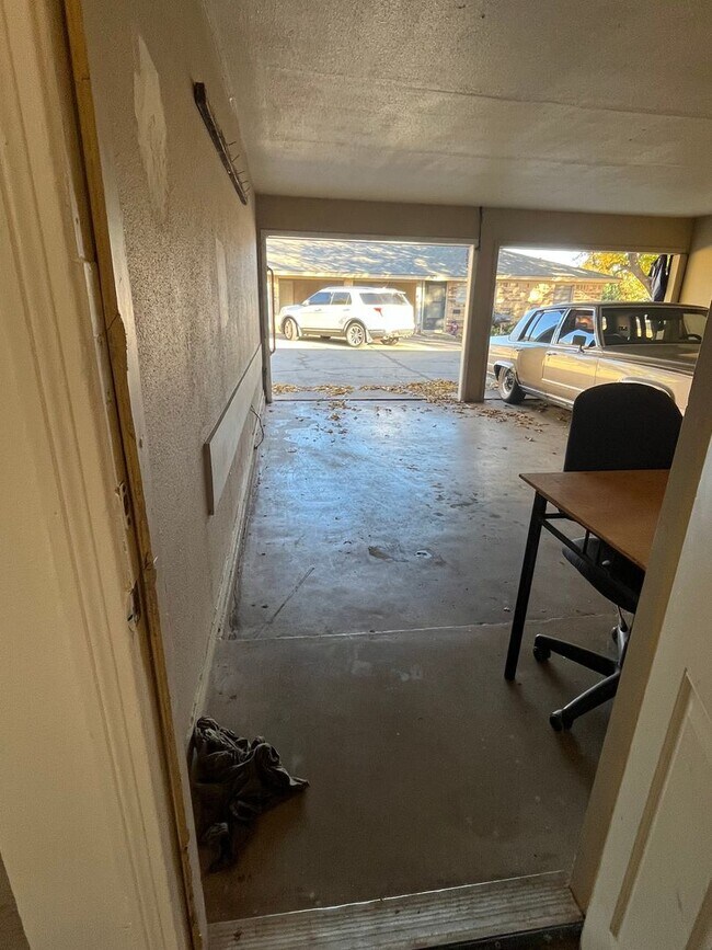 Building Photo - 1612 58th St