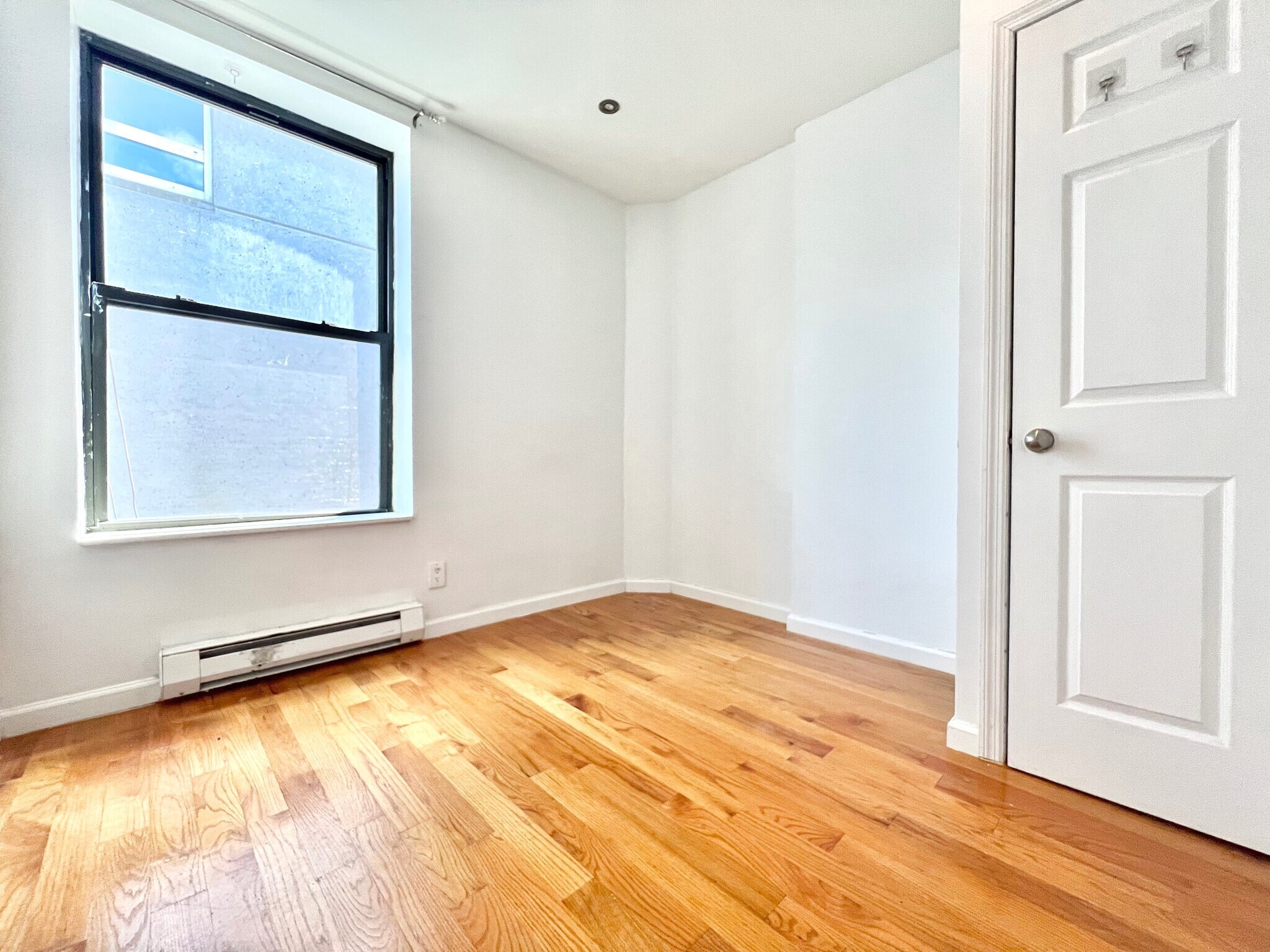 Building Photo - 953 Columbus Ave