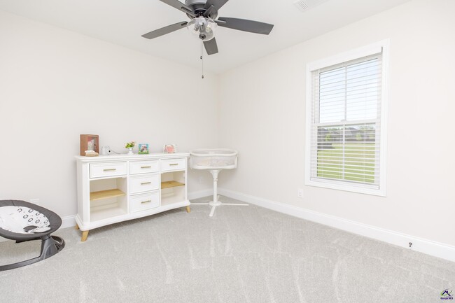 Building Photo - 210 Saraland Trl