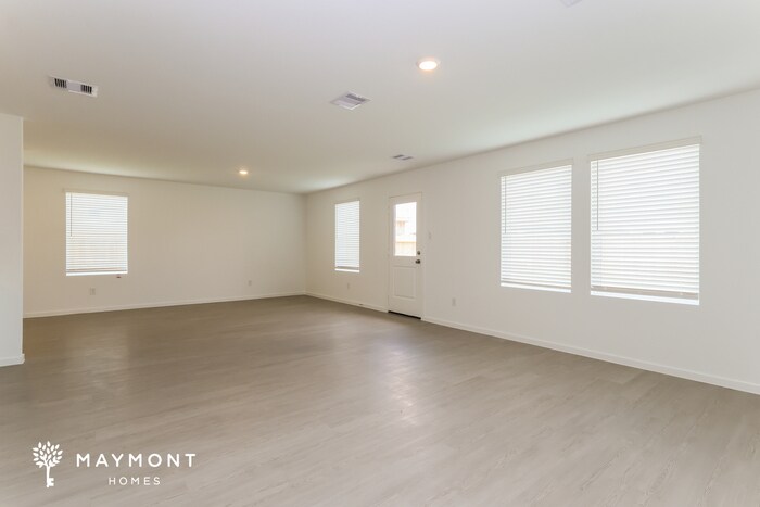 Building Photo - 3089 Fantasy Ter Dr